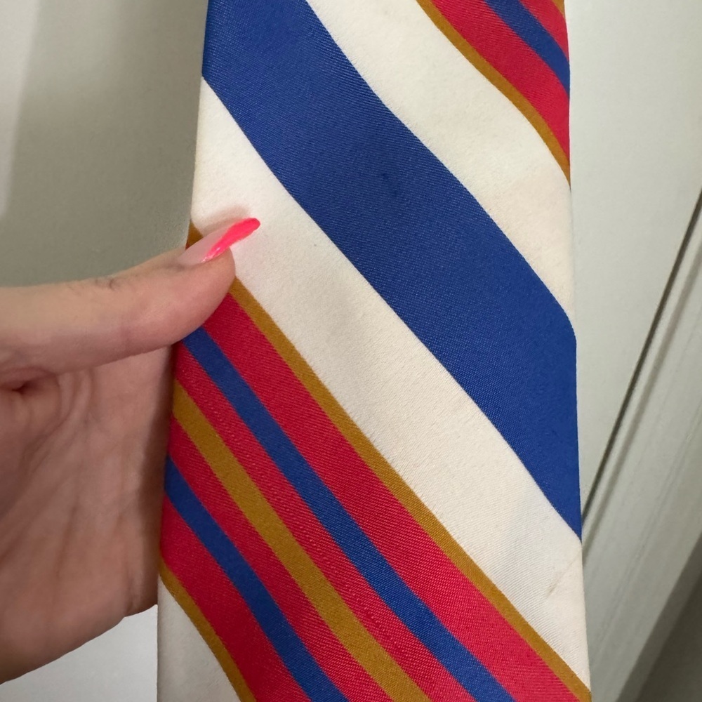 Johnny Carson Vintage Striped Tie - Picture 2 of 7